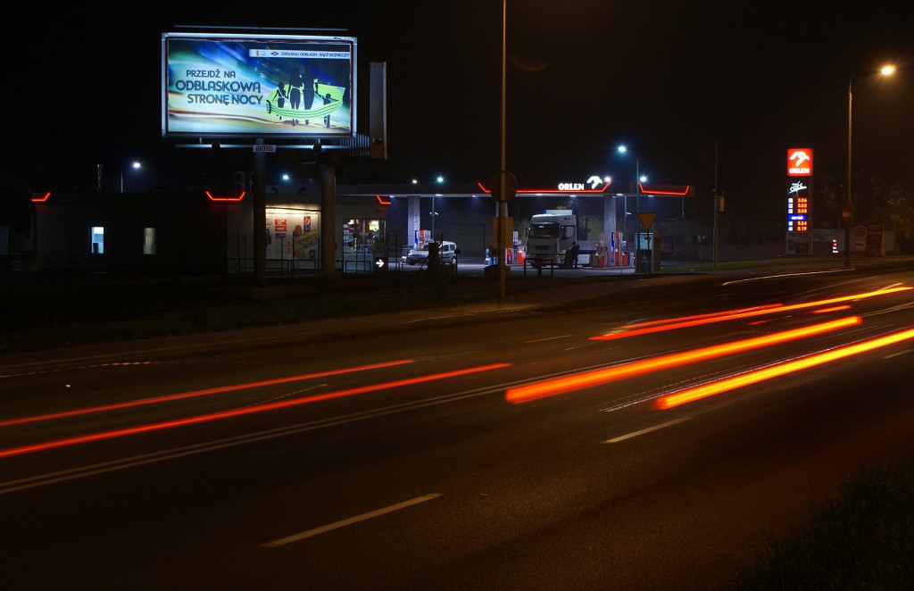 kampania społeczna "przejdź na odblaskową stronę nocy" brand factor gdańsk